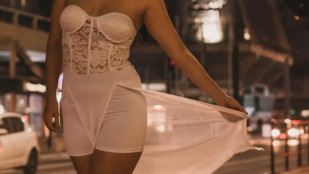 How to make lace lingerie?